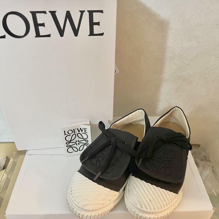 LOEWE ◆ アナグラム キャンバス  スニーカー